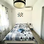 Galejade In A Quiet Location With Garden - On The Heights Of Casa vacanze