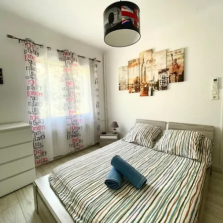 Galejade In A Quiet Location With Garden - On The Heights Of Hébergement de vacances
